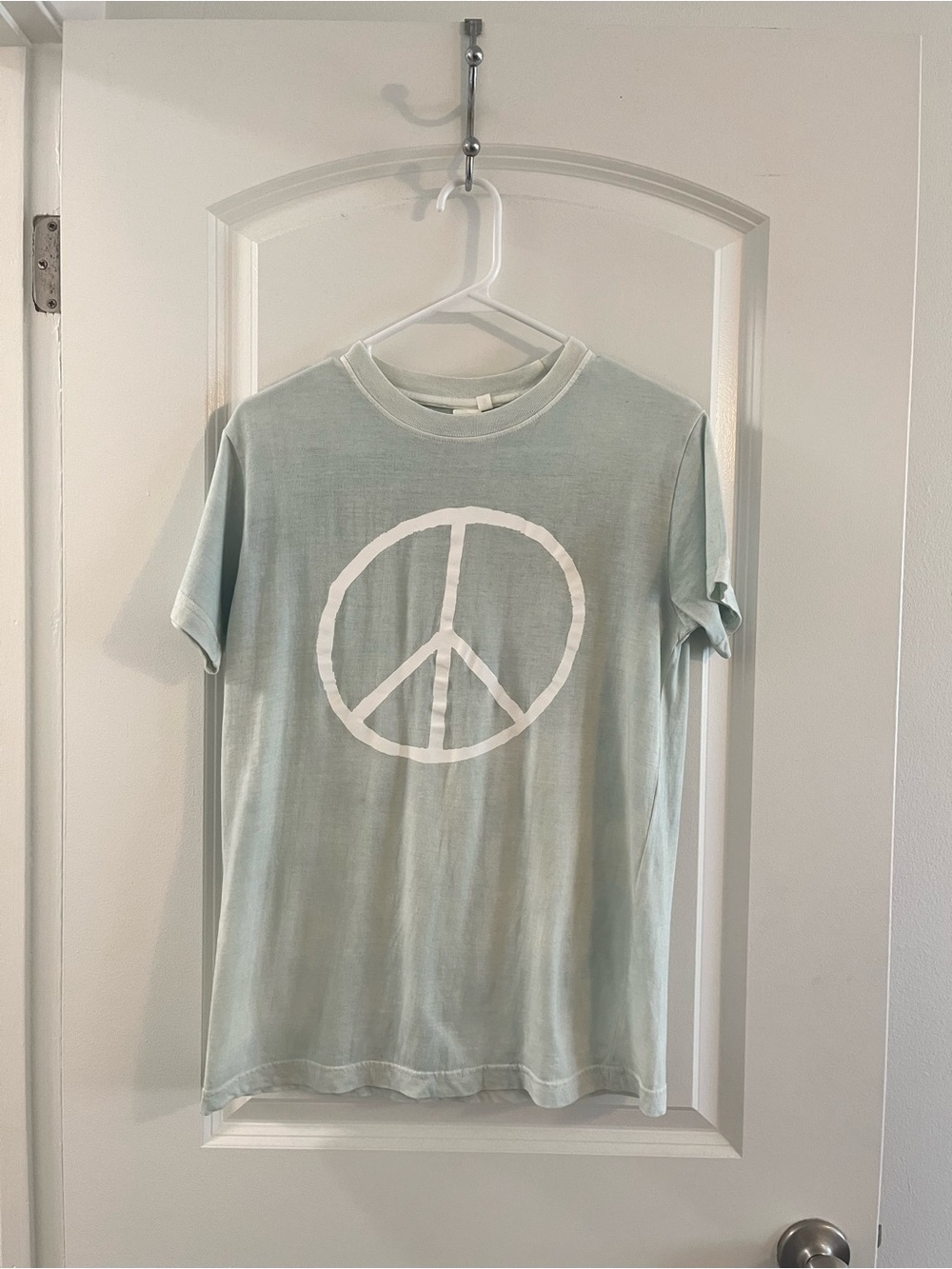 NWOT Hae Now Graphic Tee Peace Sign Light Indigo Color Women’s Size Small